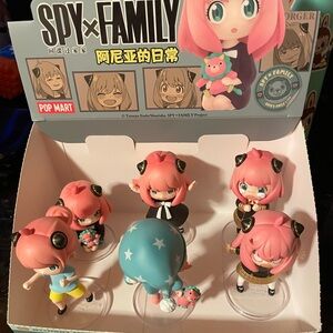 Authentic Pop Mart Spy x family set of 6